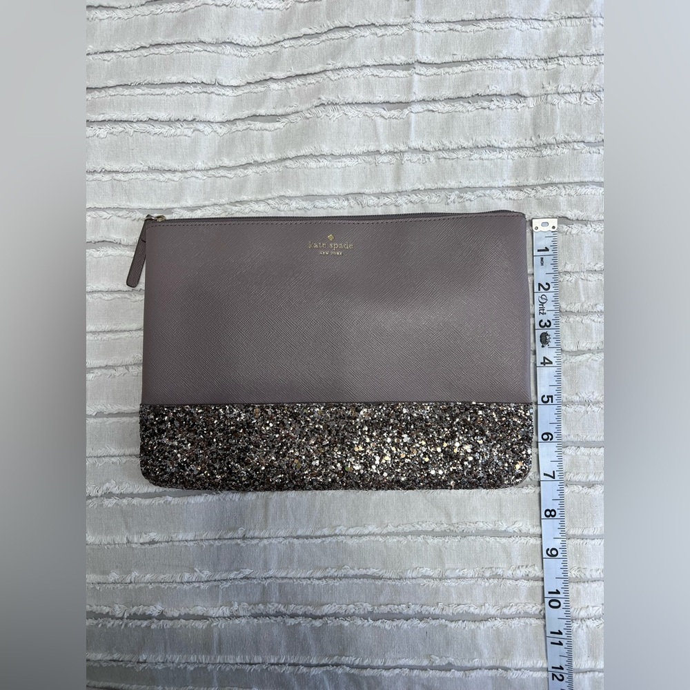 Kate Spade Clutch - Picture 5 of 5